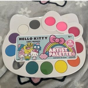 Hello Kitty Artist Palette with 12 Colors